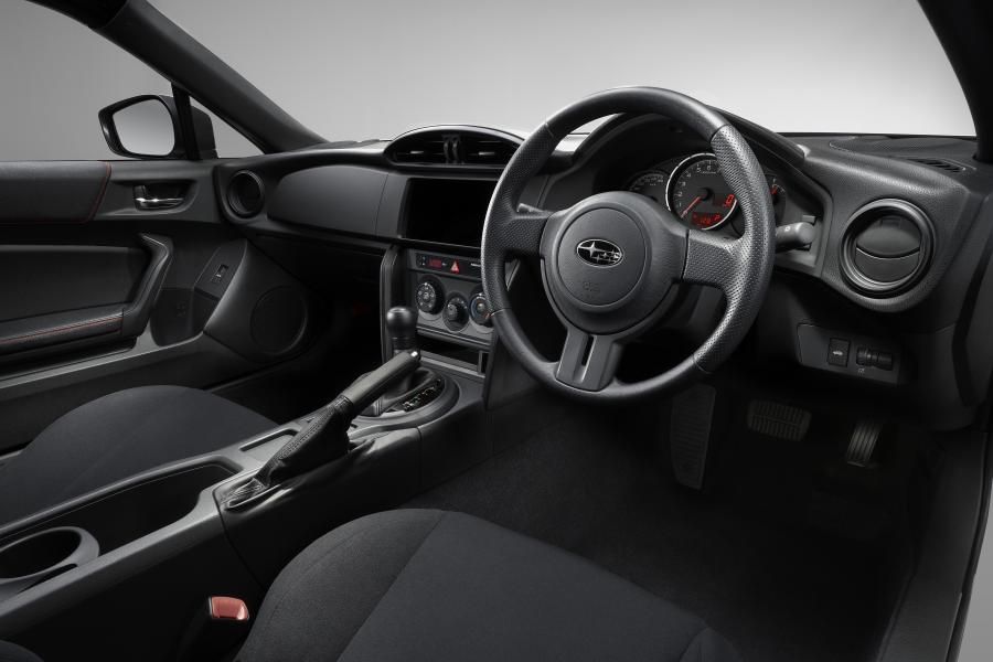  Subaru BRZ 2011 года  (фото 23 из 209)